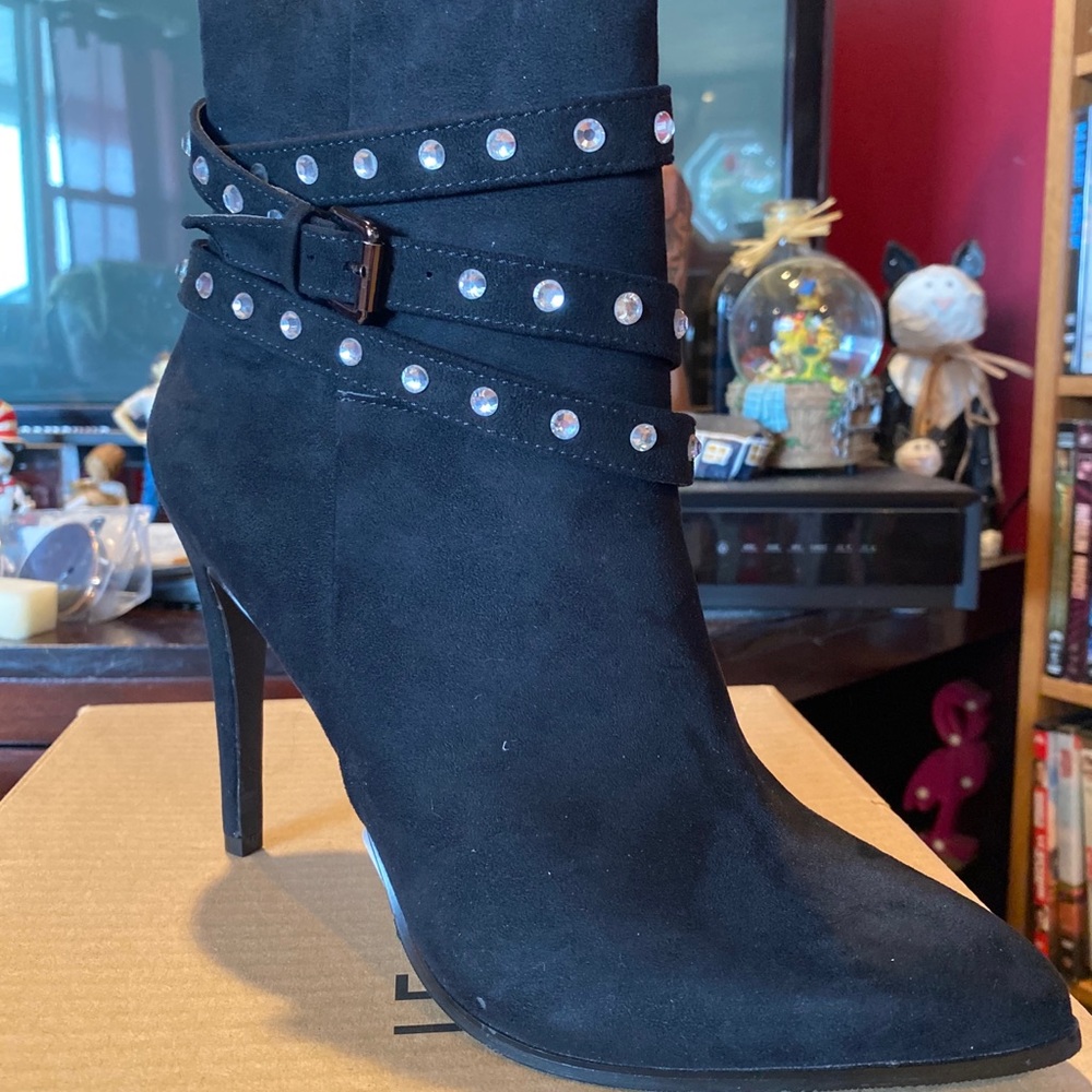 Out of this world sexy boot - Picture 4 of 4